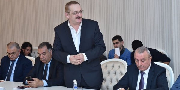 Keçmiş baş redaktor universitetə mətbuat katibi təyin olundu