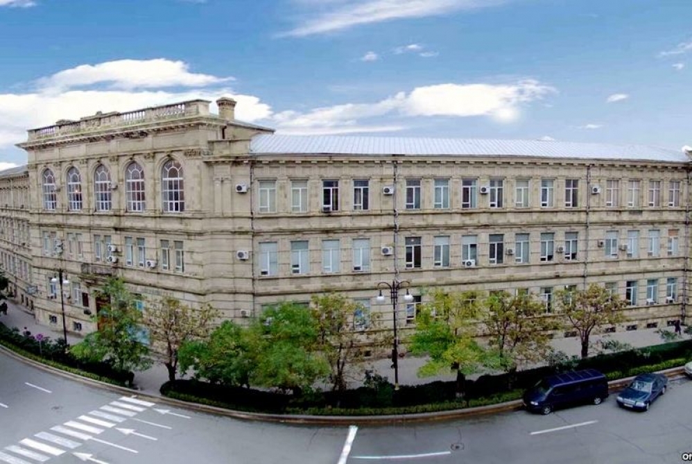 UNEC-də təkrar ali təhsil almaq üçün sənəd qəbulunun müddəti uzadılıb  