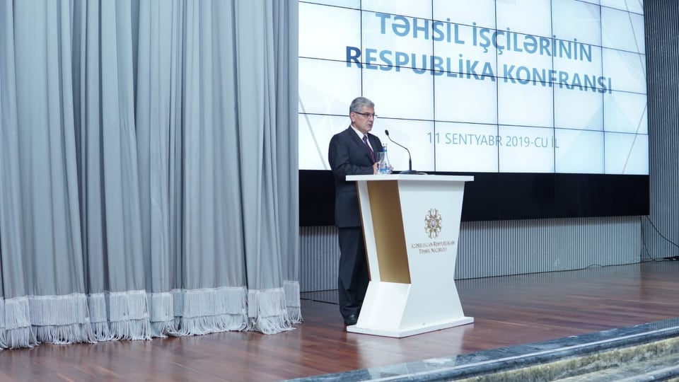 Tələbələrə göstərilən laqeydlik onların sonrakı karyerasına mənfi təsir edir- REKTOR