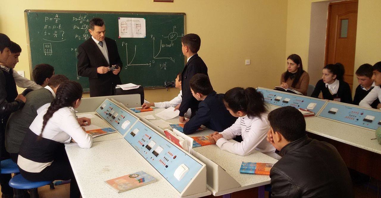 Bu məktəblərdə çalışan müəllimlərin maaşı artdı - CƏDVƏL