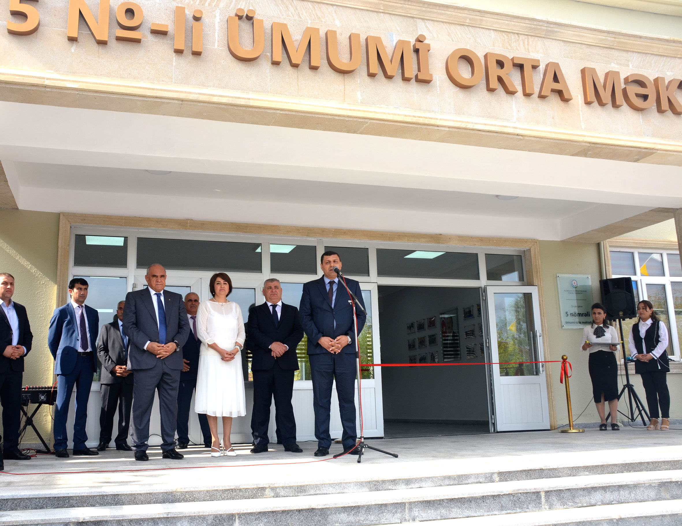 Şirvanda yeni məktəb binası istifadəyə verildi - FOTO  
