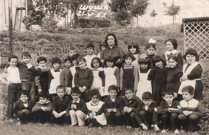 Vətənsizliyin 26-cı sinfində oxuyanlar – Qarabağın ağ-qaralı “Bilik günü”  - VİDEO  