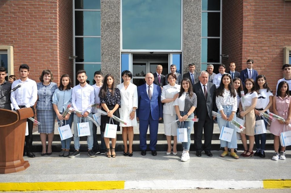 BMU-da Tələbəyəm! Mən bu günün tələbiyəm! Mən sabahın tələbiyəm! adlı  tədbir keçirilib - FOTOLAR  
