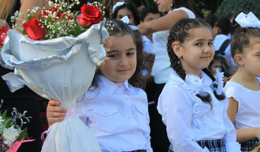 Azərbaycanda yeni dərs ili başladı