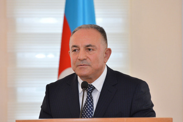 Yeni rektor onları özünə yeni iki  müşavir təyin etdi - İXTİSARLAR VAR
