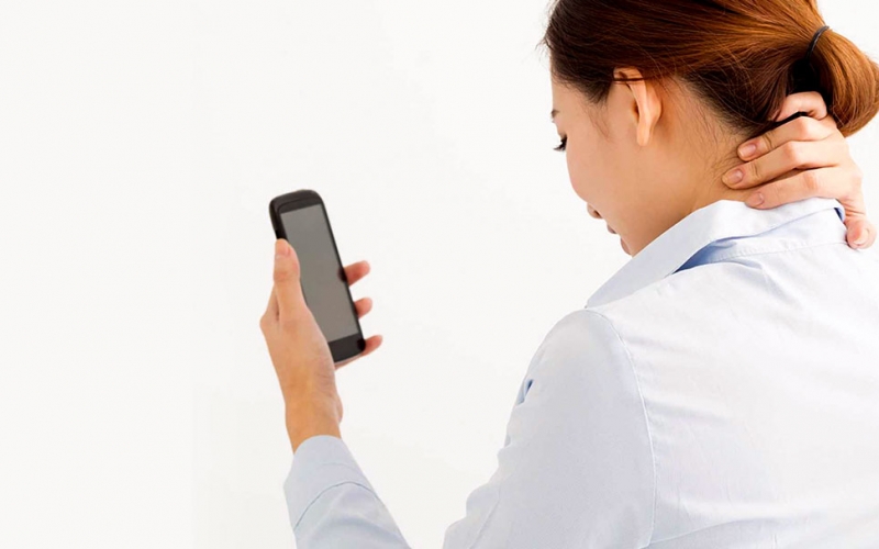 Telefonun bəxş etdiyi xəstəliklər – Alimlər həyəcan təbili çalır  