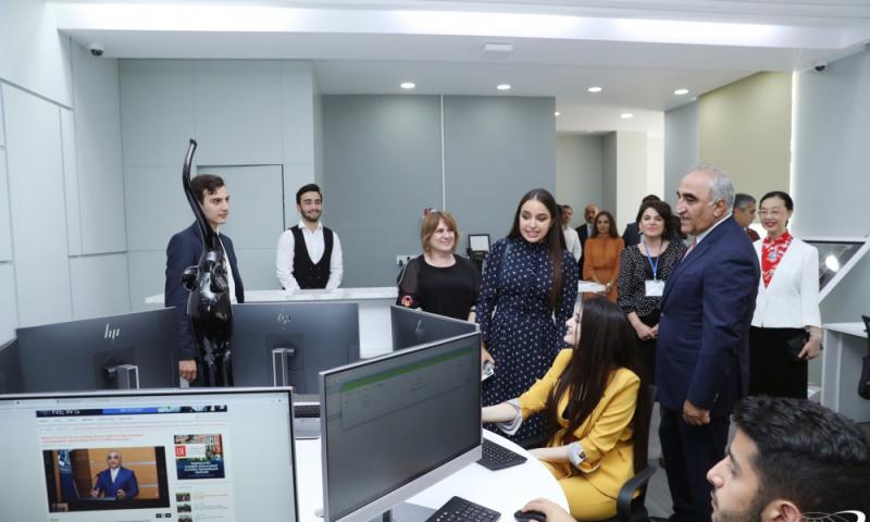 UNEC-də Heydər Əliyev Fondu tərəfindən təşkil olunan distant Çin dili kursları üzrə dərslərə başlanılıb