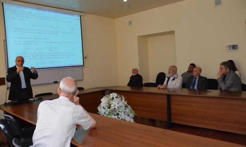 Fiziklərin növbəti seminarı
