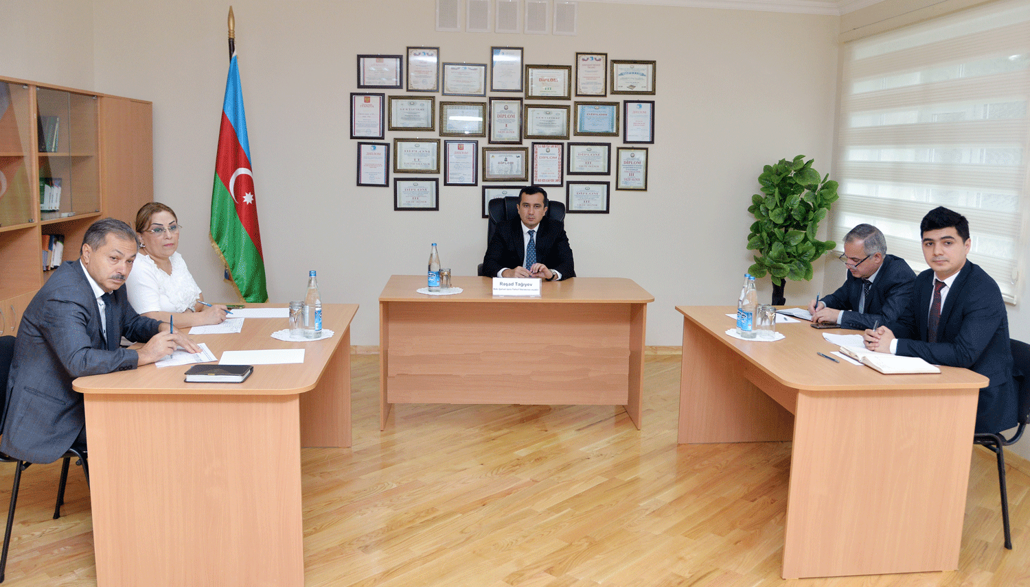 BŞTİ müdiri vətəndaşları qəbul edib - FOTO  