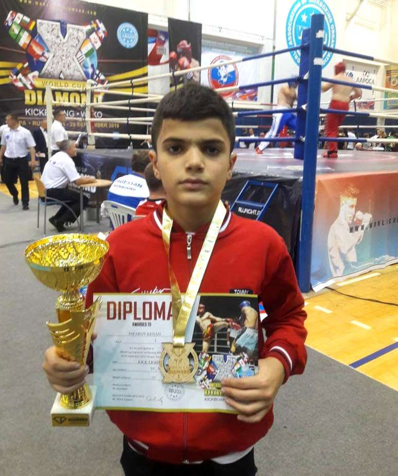  Daha iki məktəbli qızıl medal qazanıb   