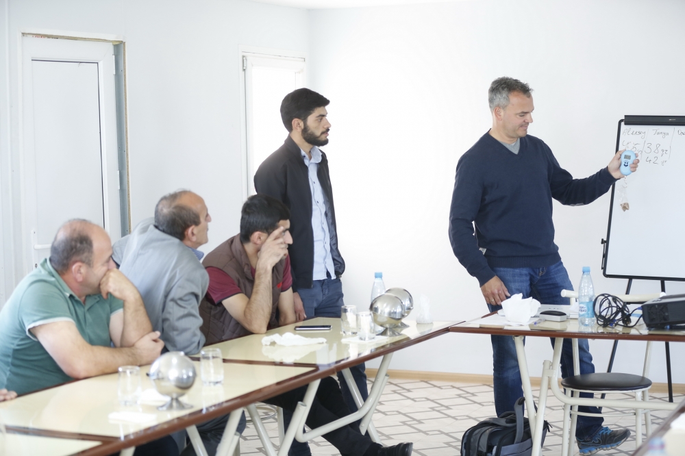 Xarici ekspertlər Qəbələ, Qax və İsmayıllıda peşə təlimi keçdi