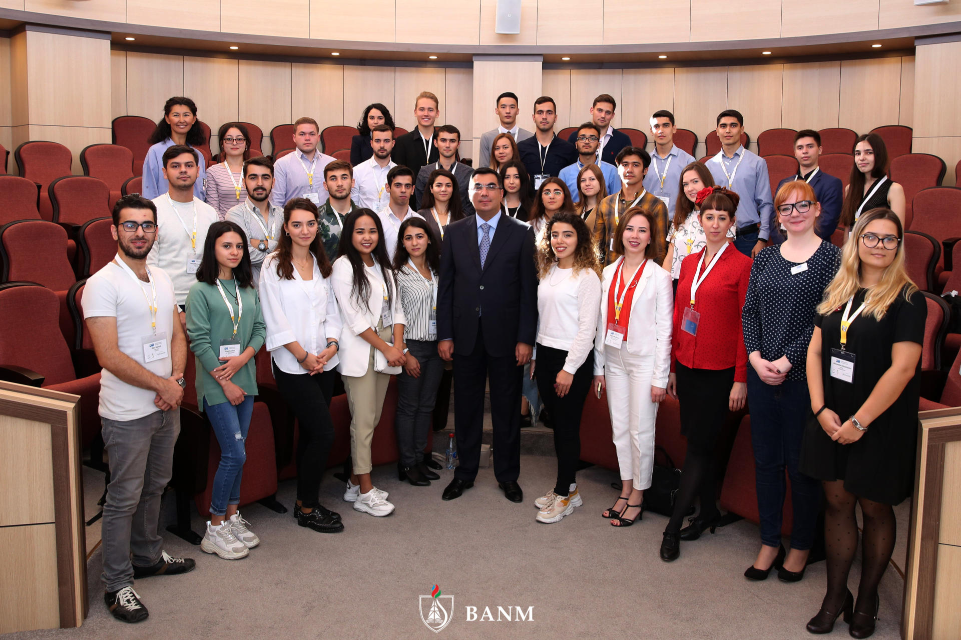 Bakı Ali Neft Məktəbində SPE-nin regional sammiti keçirilib    