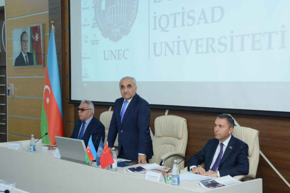 UNEC-də daha bir maraqlı müzakirə 