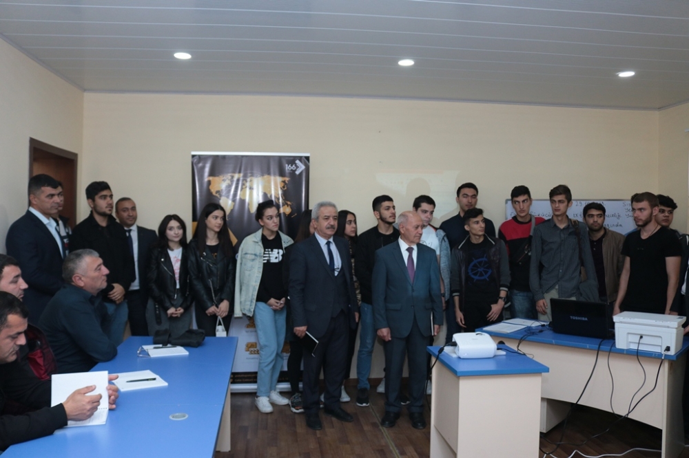 Tələbələr “166 Global Logistics” MMC-nin fəaliyyəti ilə tanış olub