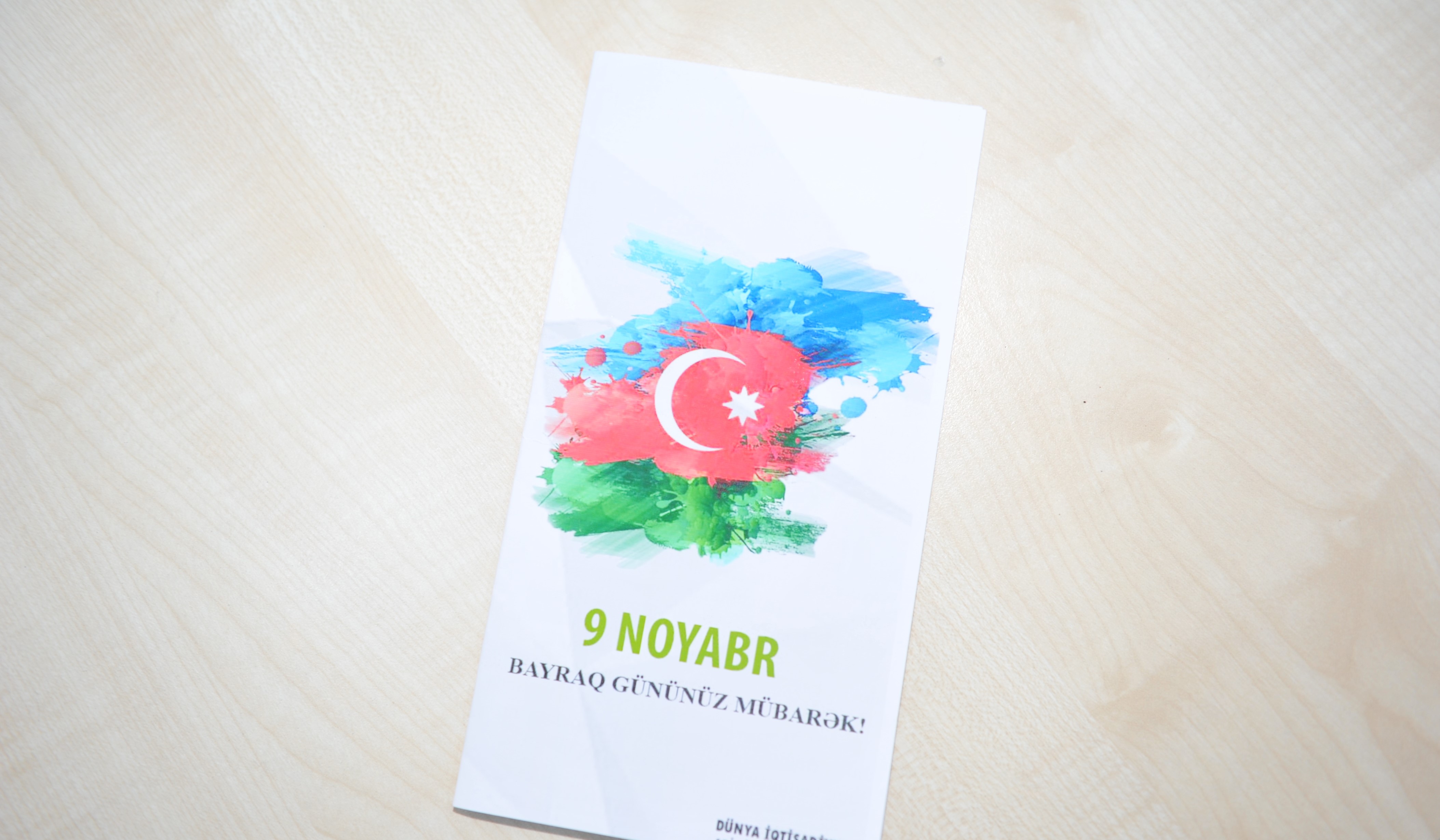BMU-nun tələbələri Dövlət Bayrağı Günü münasibətilə aksiya təşkil ediblər