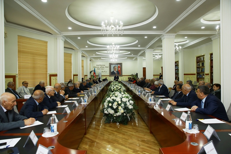BDU-nun   hər bir əməkdaşına 500 manat mükafat veriləcək-SƏBƏB