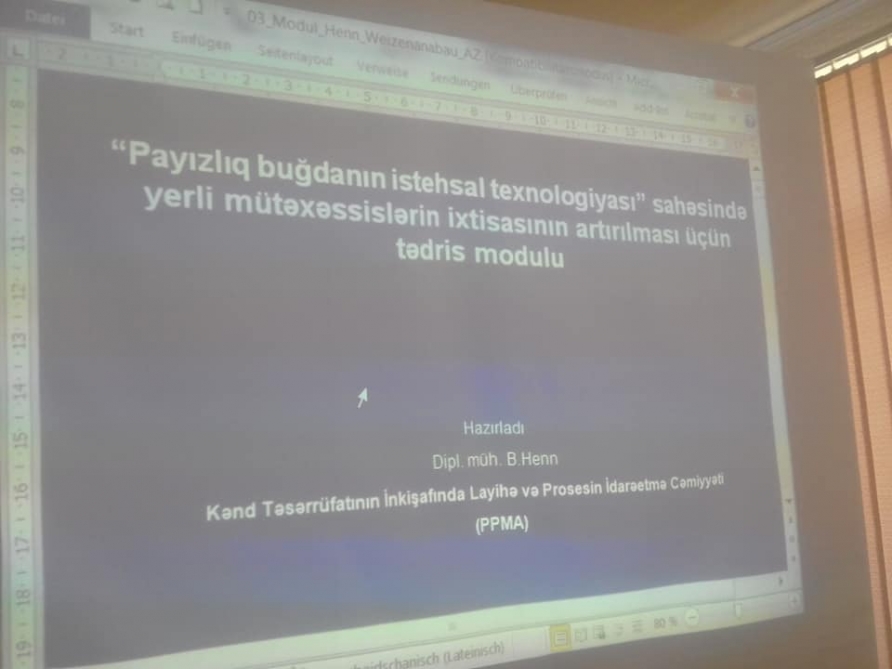 Qax Peşə Liseyində payızlıq buğda və qarğıdalının istehsal texnologiyası ilə bağlı təlim davam edir
