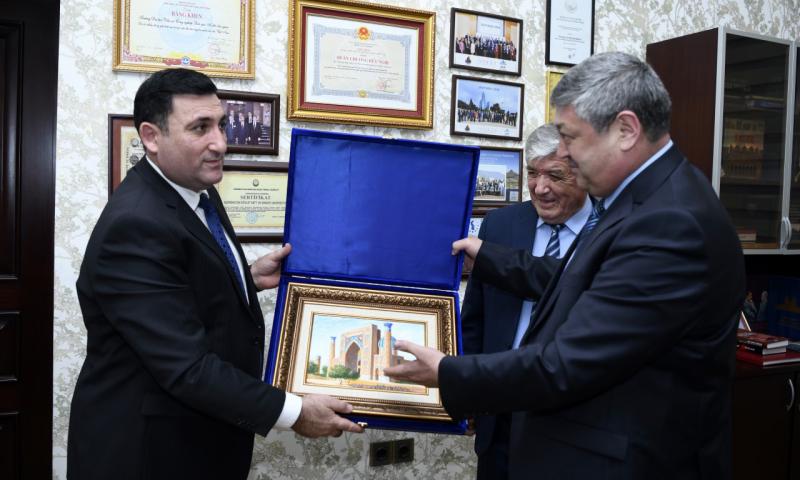 Özbəkistan ali məktəbləri ilə əməkdaşlıq