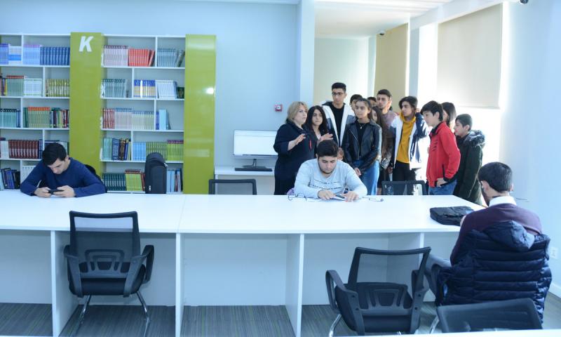 “UNEC-də 1 gün”