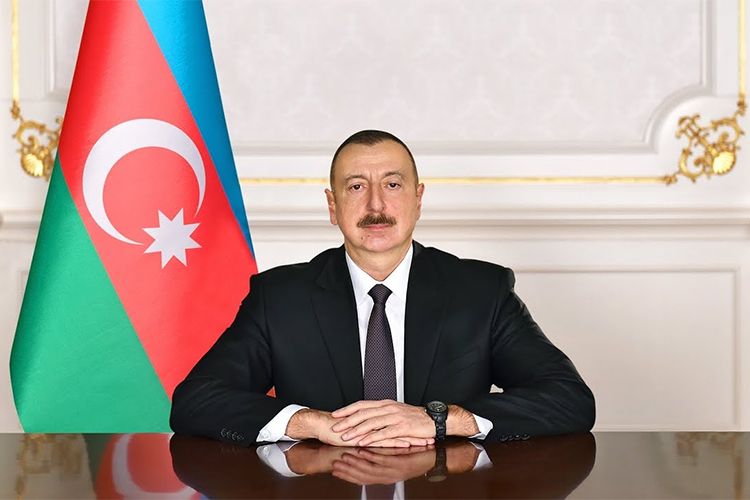 Prezident İlham Əliyev BDU-nun 100 illiyi münasibətilə keçirilən mərasimdə iştirak edir  