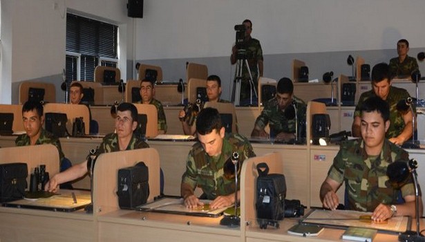 Universitetlərdə hərbi kafedralar bərpa olunmalıdır- Təklif  