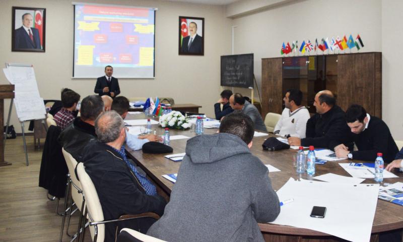 Səriştələrinin artırılması üzrə təlimlər