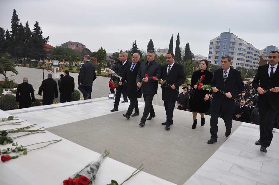 Heydər Əliyevin xatirəsi  LDU-da   ehtiramla yad olunub-FOTO