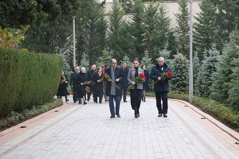 Azərbaycan Universitetində ümummilli lider Heydər Əliyevin xatirəsi yad edilib 