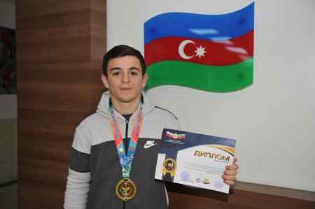  Erməni rəqibini 10:0 hesabı ilə rüsvay edən tələbə: “Qarşımda məhz o dayanmışdı və...”