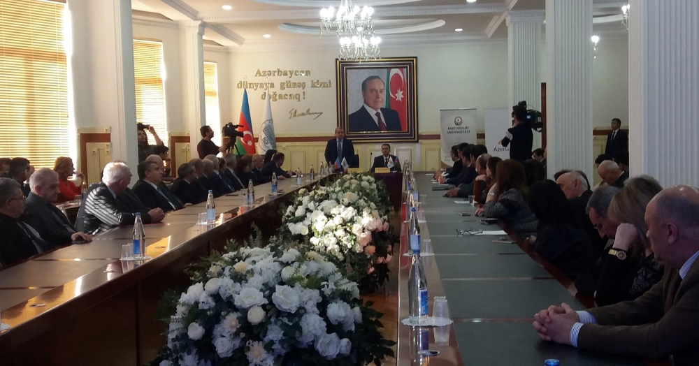 Bakı Dövlət Universiteti və “AzerGold” QSC əməkdaşlıq protokolu imzalayıb