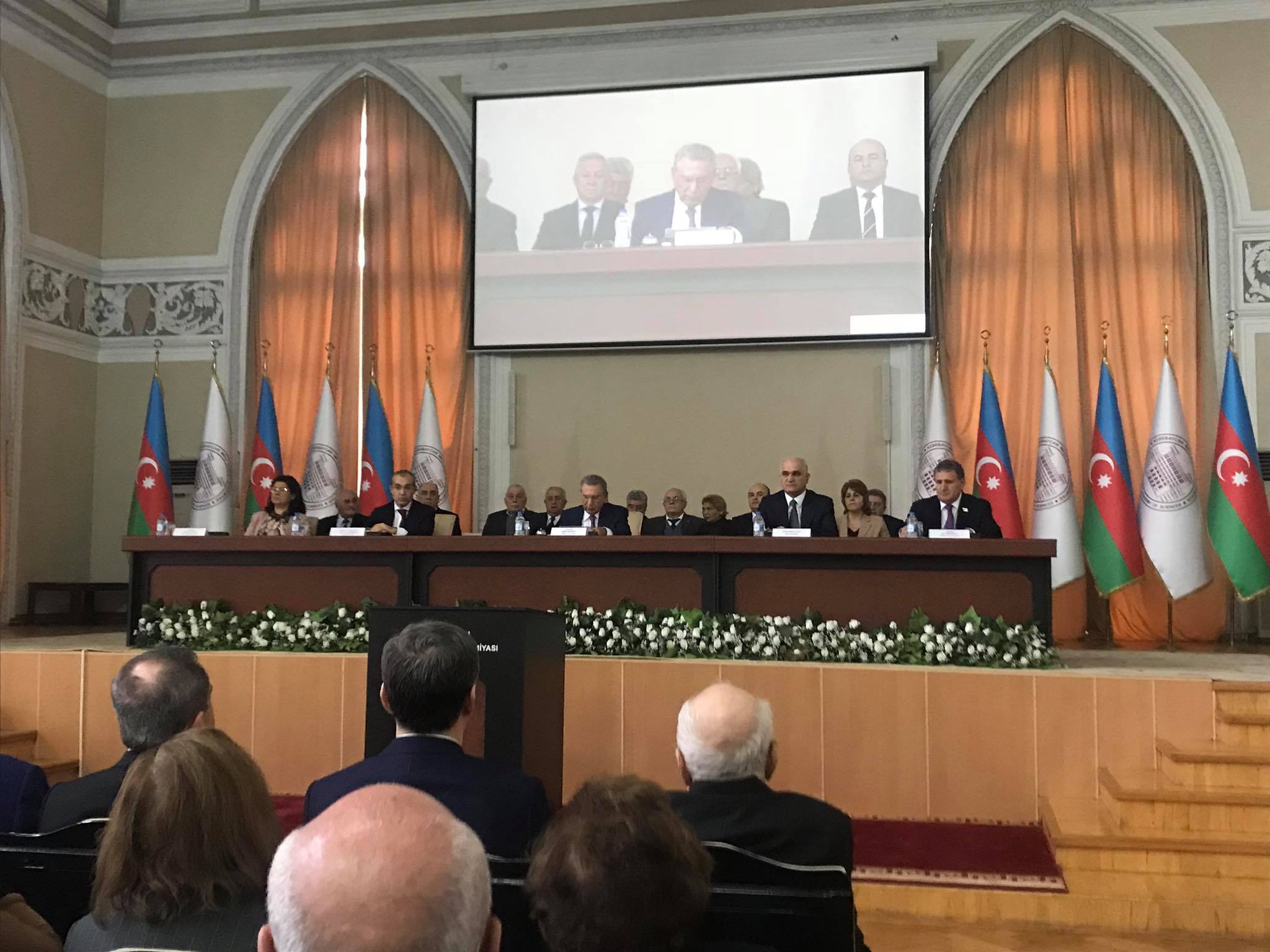 AMEA Rəyasət Heyətinin yeni tərkibi seçildi