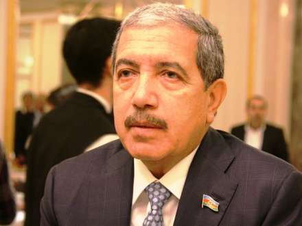 Sabiq rektorun  parlament seçkilərinə buraxılmamasına aydınlıq gətirdi 