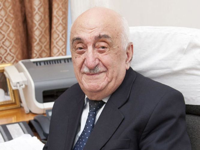 “Məktəbə adımın verildiyini eşidəndə özümü də gülmək tutdu\