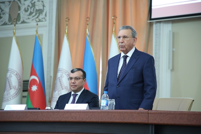 AMEA-da Əmək və əhalinin sosial müdafiəsi naziri ilə görüş keçirilib