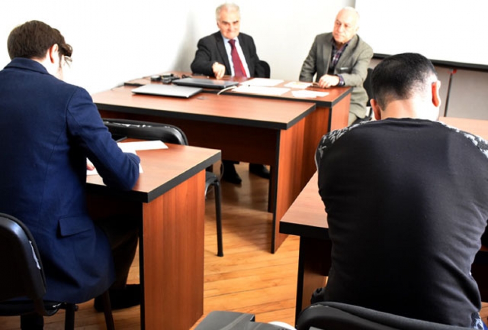  Geologiya və Geofizika İnstitutunun 10 magistrantı ixtisaslaşma fənləri üzrə imtahan verəcək