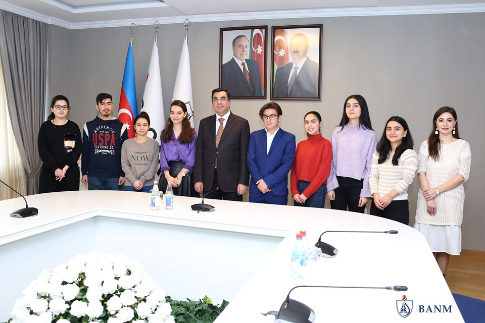Bakı Ali Neft Məktəbinin 7 tələbəsi İspaniyada təhsil alacaqlar