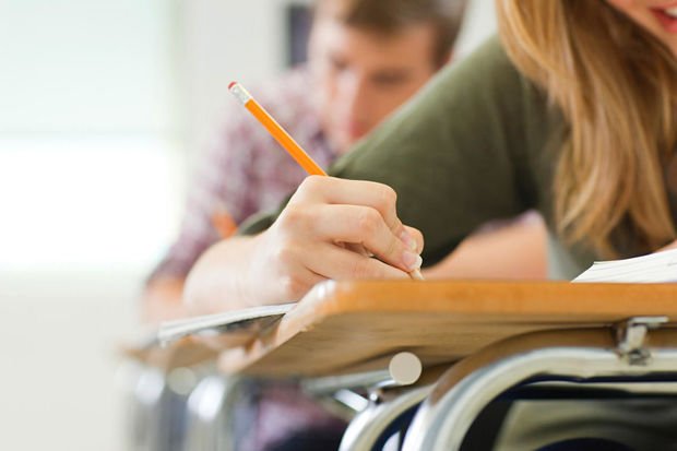 İnzibati rəhbər vəzifələr üzrə test imtahanına qeydiyyat SABAH başa çatır