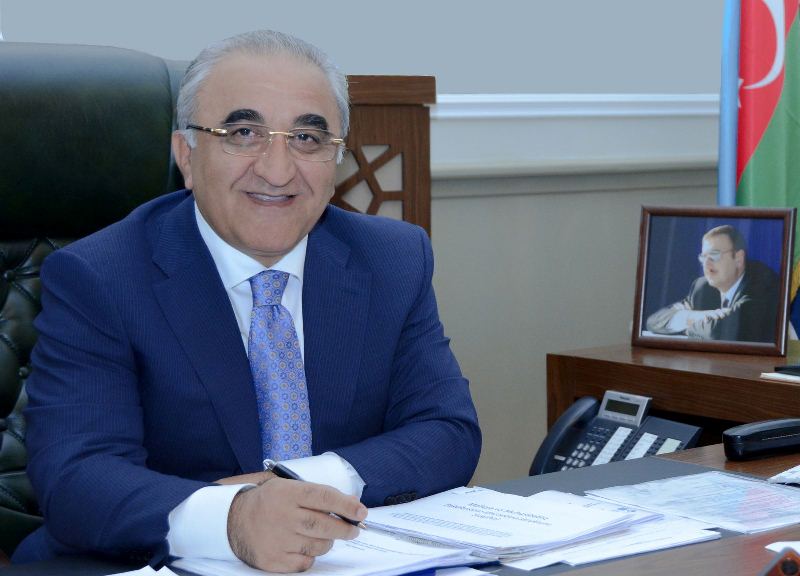 Gələcəkdə bizi nə gözləyir – REKTOR YAZIR