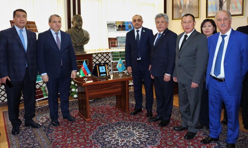 Qazaxıstan nümayəndə heyəti Bakı Dövlət Universitetində