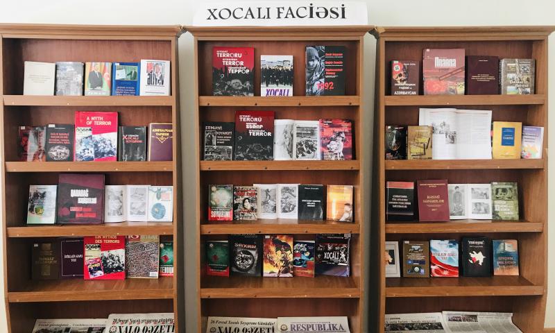 Xocalı soyqırımı ilə bağlı kitab sərgisi