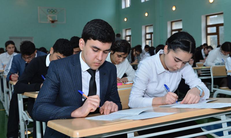 “Ədəbiyyat biliciləri” müsabiqəsinin şəhər mərhələsi