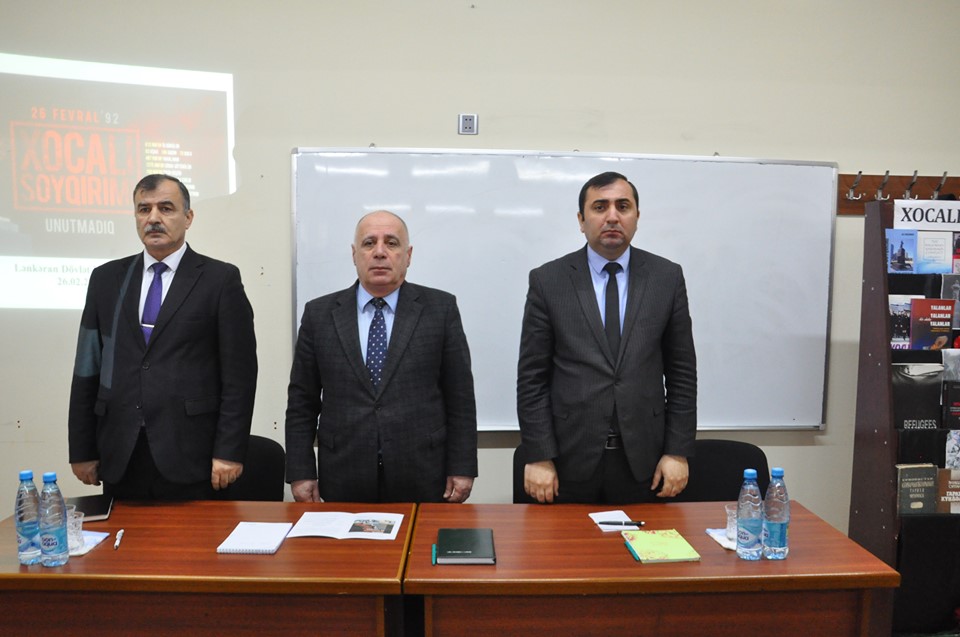 “Xocalı soyqırımı-Unutmadıq!Unutmarıq”.
