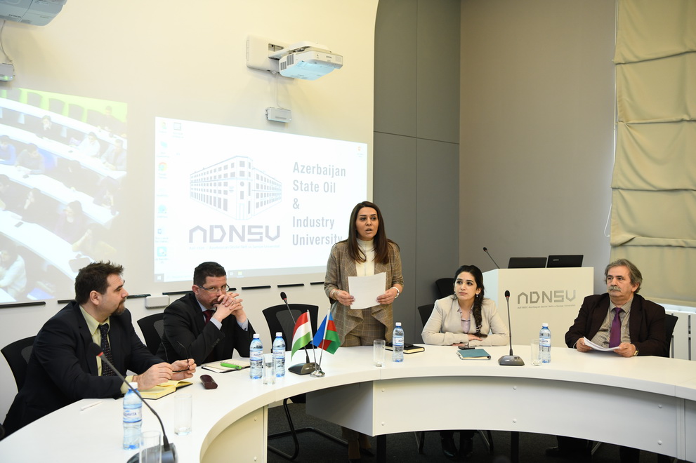 Macarıstan səfirliyinin nümayəndə heyəti ADNSU-da olub