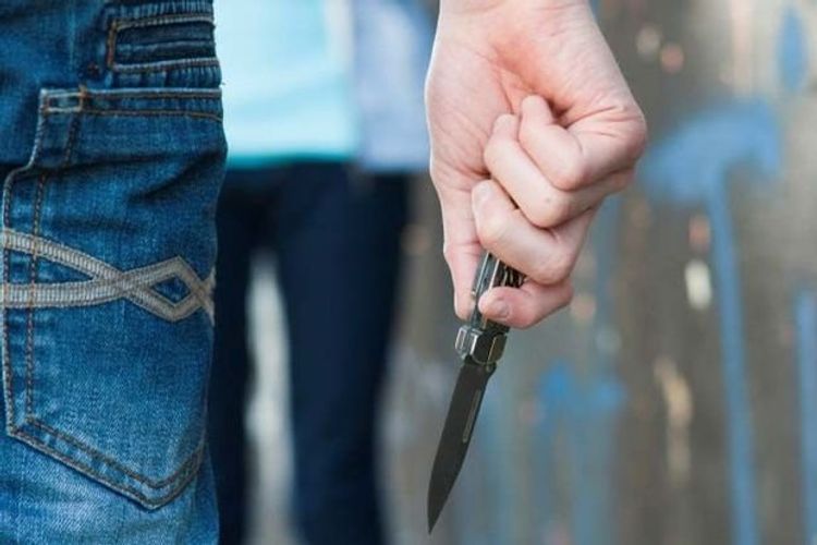 Sabirabadda xanım  müəllim bıçaqlandı