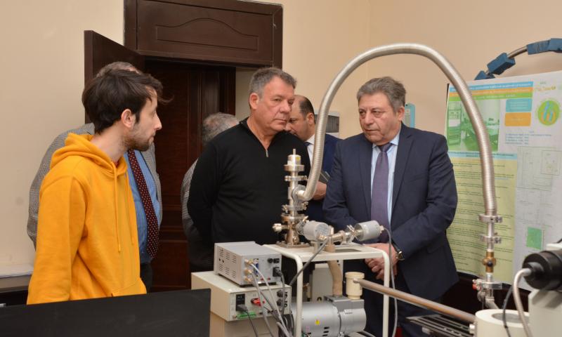 UFAZ nümayəndələri Fizika İnstitutunda  