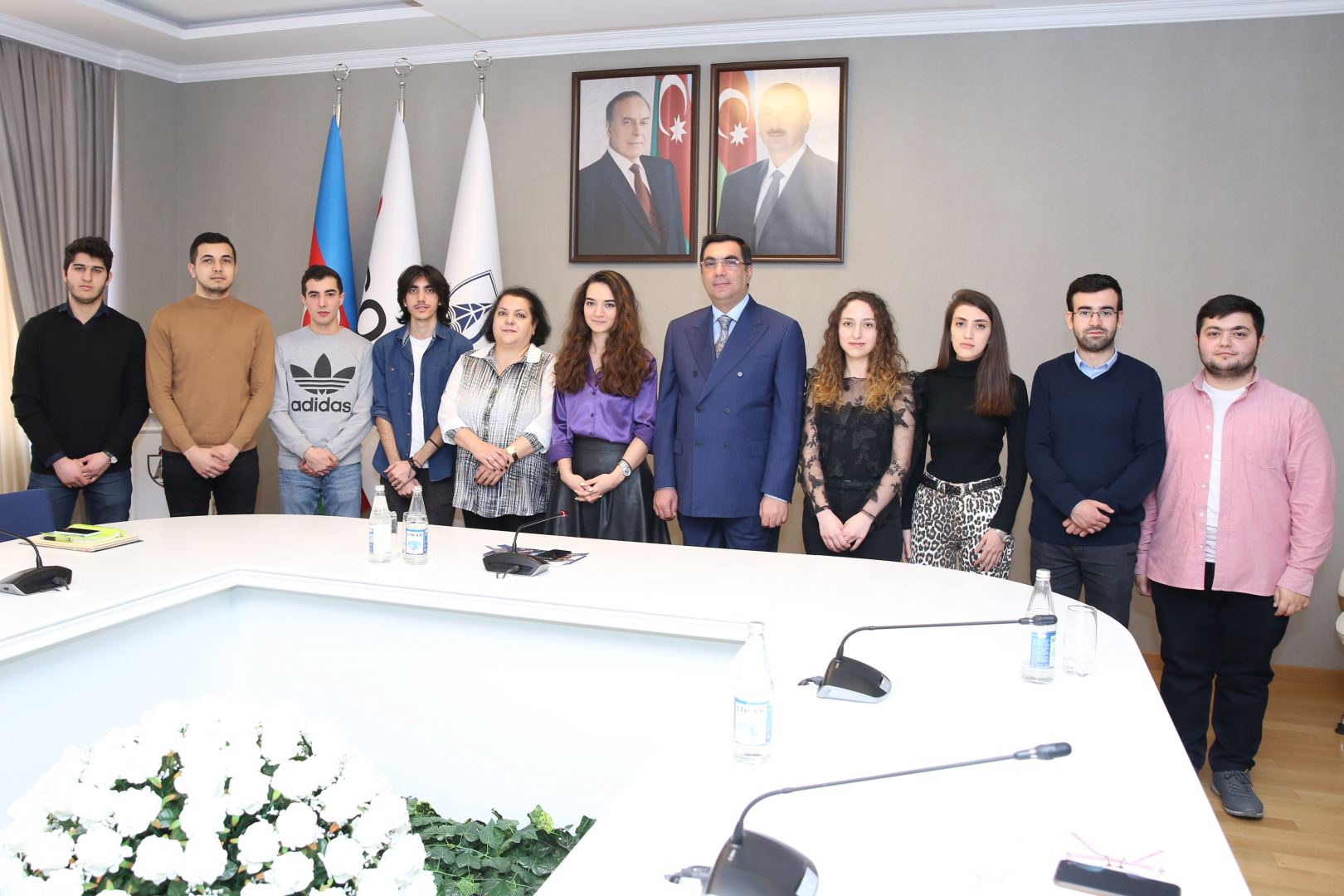 Bakı Ali Neft Məktəbinin daha 8 tələbəsi Avropada təhsil alacaq