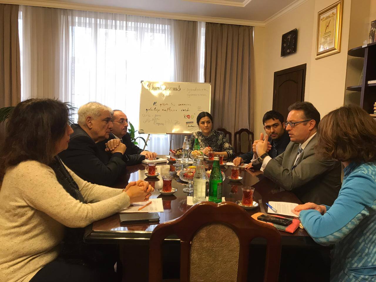  Kamal Abdulla Avstriyanın ölkəmizdəki səfiri ilə görüşüb