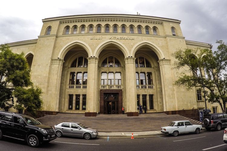 Milli Kitabxana koronavirus təhlükəsinə görə oxuculara xidməti müvəqqəti dayandırıb