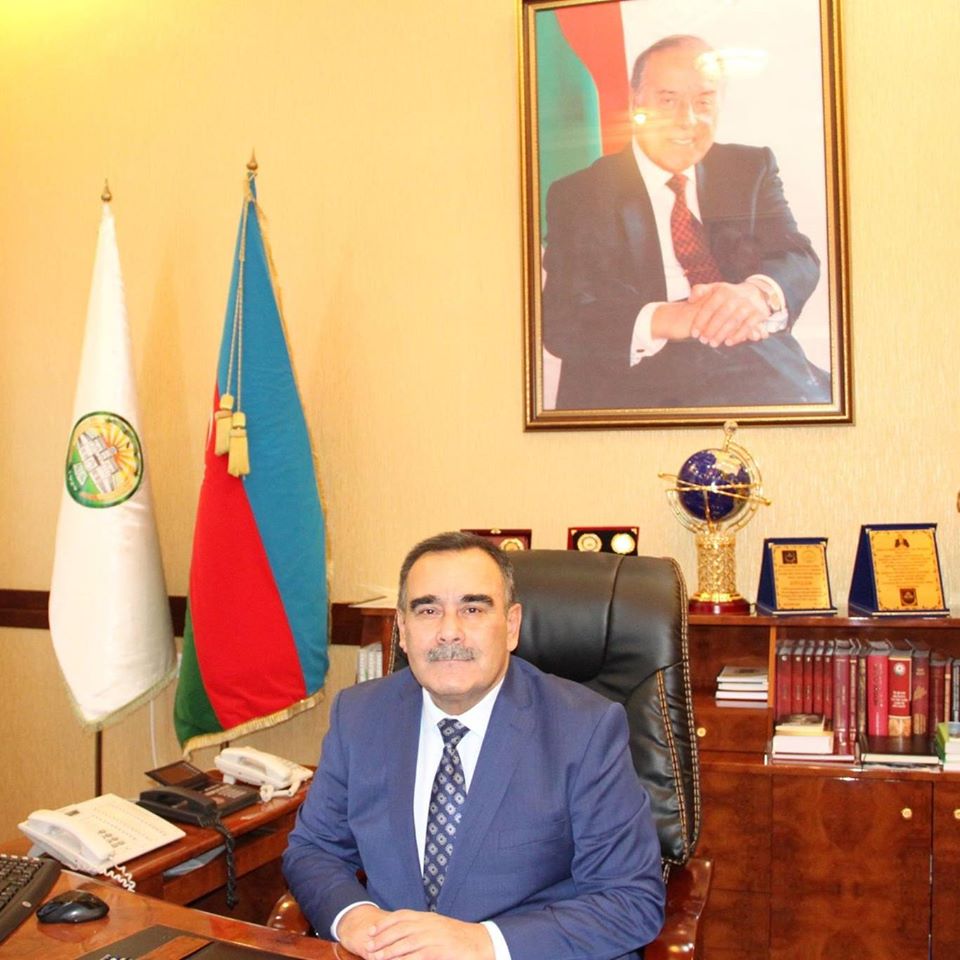 Rektordan tələbələrə müraciət-Sizə necə kömək edə bilərəm?