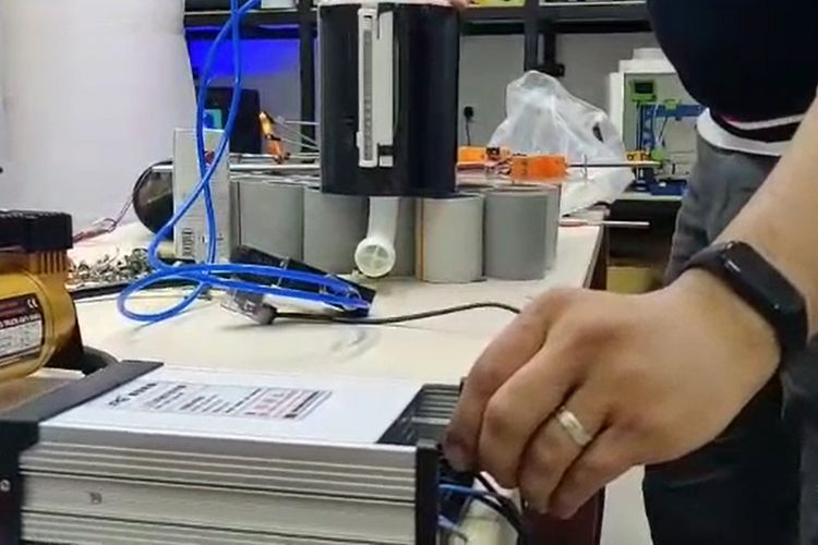 Azərbaycan startapçısı süni tənəffüs aparatı hazırlayıb